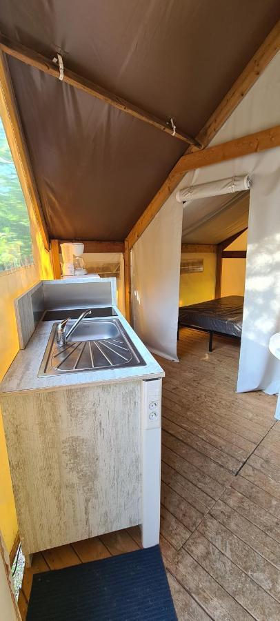 Camping Domaine Papillon Reyrevignes  Dış mekan fotoğraf